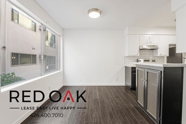 Foto del edificio - 2065 Rodney Dr