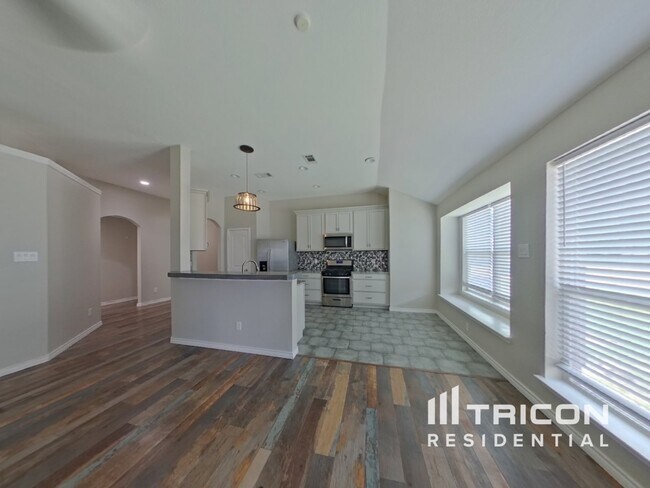 Foto del edificio - 157 Spring Hollow Dr