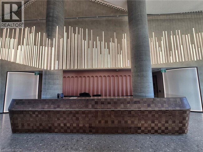 Photo du bâtiment - 25 Wellington St S