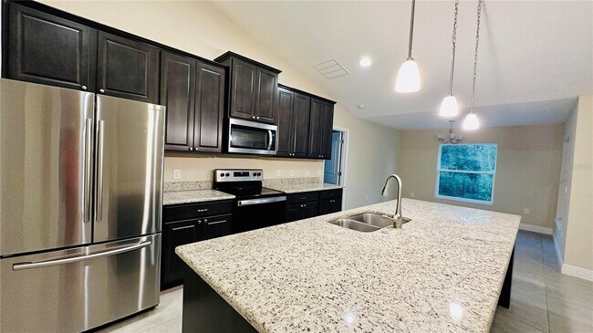 Foto del edificio - 4340 Lake Shore Dr