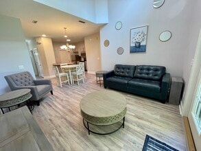Building Photo - 111 Heyward Dr