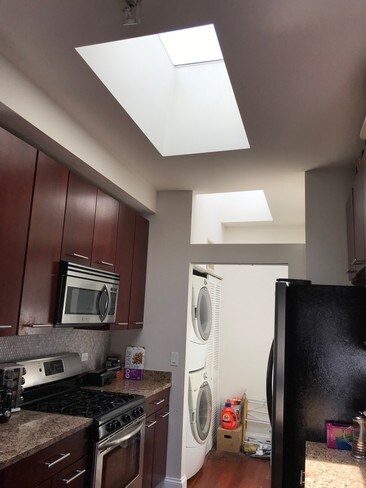 Foto del edificio - 807 W Lill Ave
