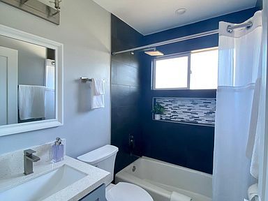Foto del edificio - 4153 Hemlock St