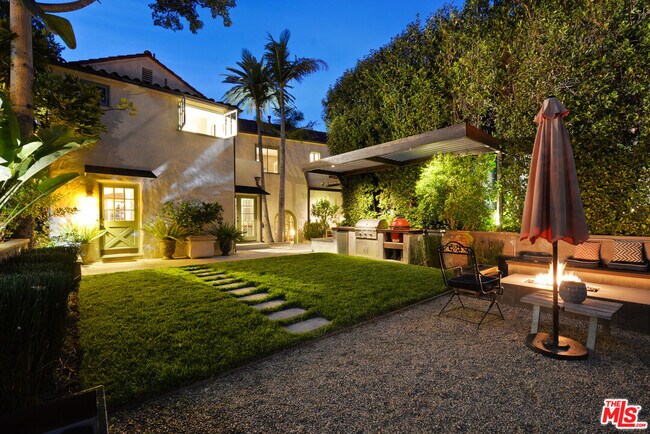 Foto del edificio - 6717 Whitley Terrace