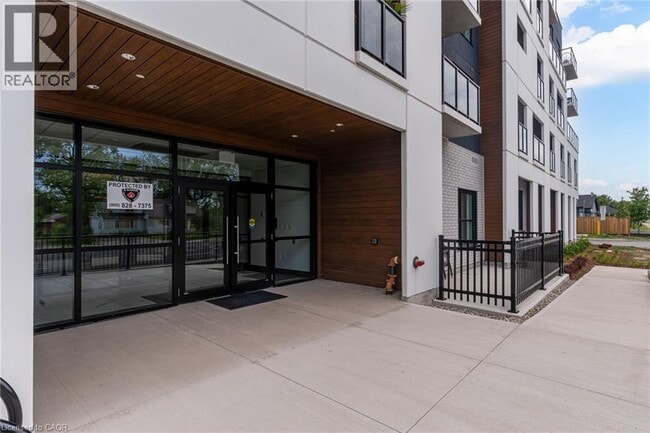 Building Photo - 1936 Rymal Rd E