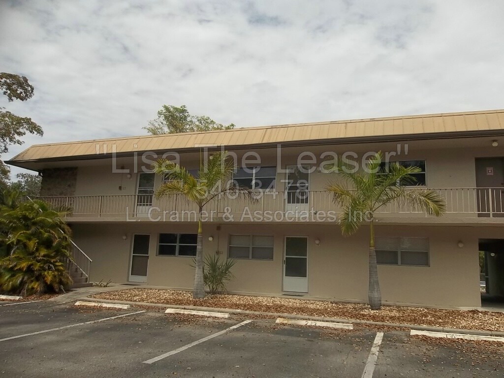 1560 Colonial Blvd Unit 232, Fort Myers, FL 33907 Condo for Rent in