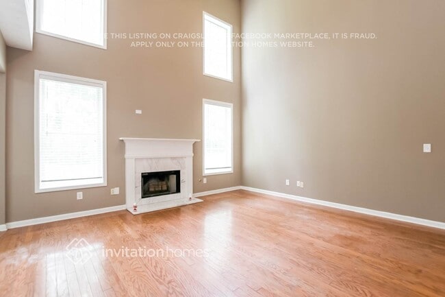 Building Photo - 1858 Carisbrook Pl SW