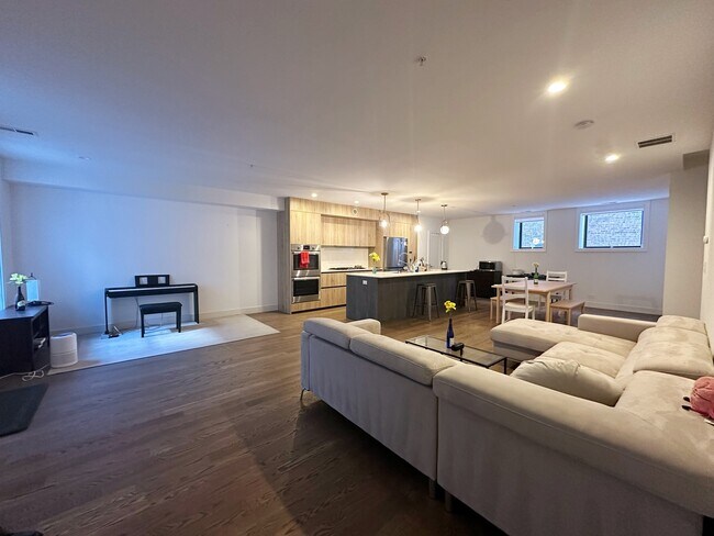 Foto del edificio - 4840 S Dorchester Ave