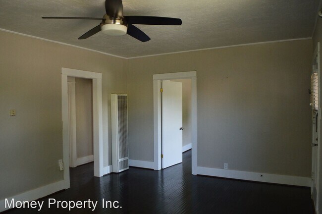 Building Photo - 2 br, 1 bath House - 255 Madrona Street