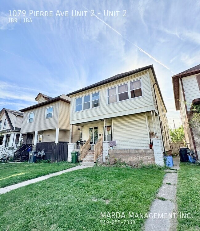 Building Photo - 1079 Pierre Ave