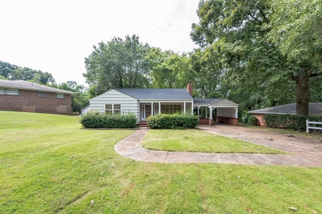 Building Photo - 2264 Red Mountain Terrace S