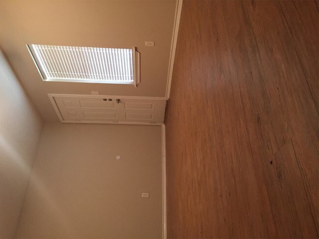 Foto del edificio - 104-106 Elm Creek Dr