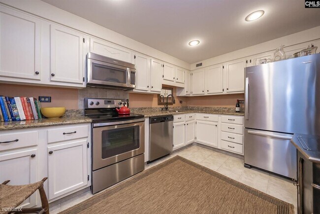Building Photo - 2 br, 2 bath Condo - 1829 Senate St