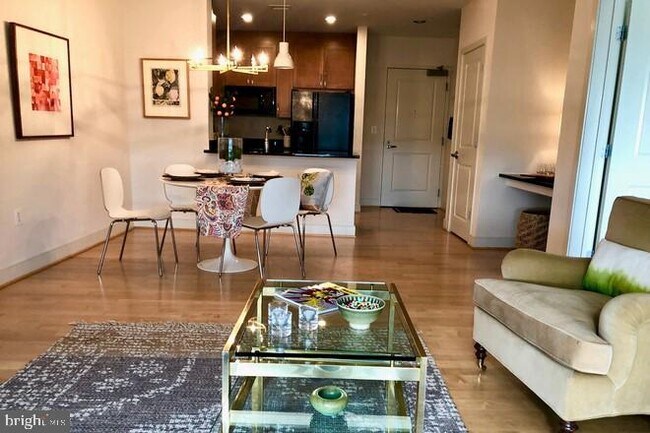Foto del edificio - 4101 Albemarle St NW