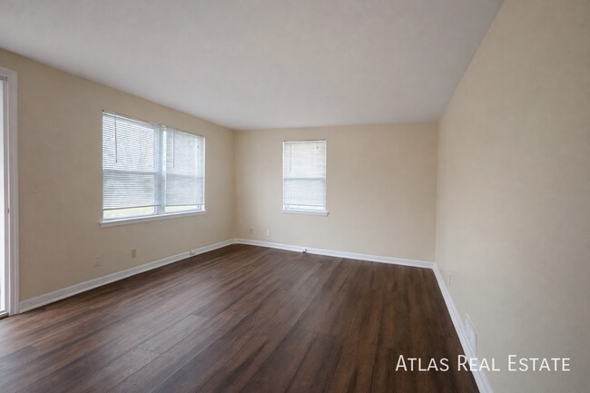 Foto del edificio - 4805 NW Homestead Rd