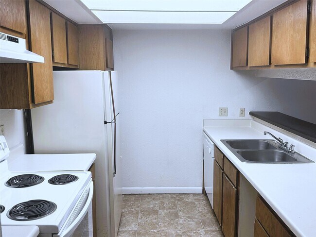 Foto del edificio - 2820 S Bartell Dr