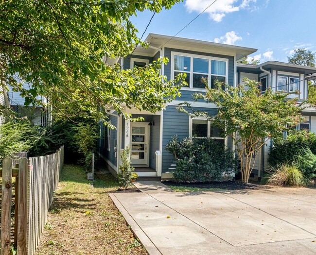 Building Photo - For Rent on Porter Ave!