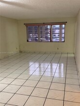 Building Photo - 1400 NE 191st St