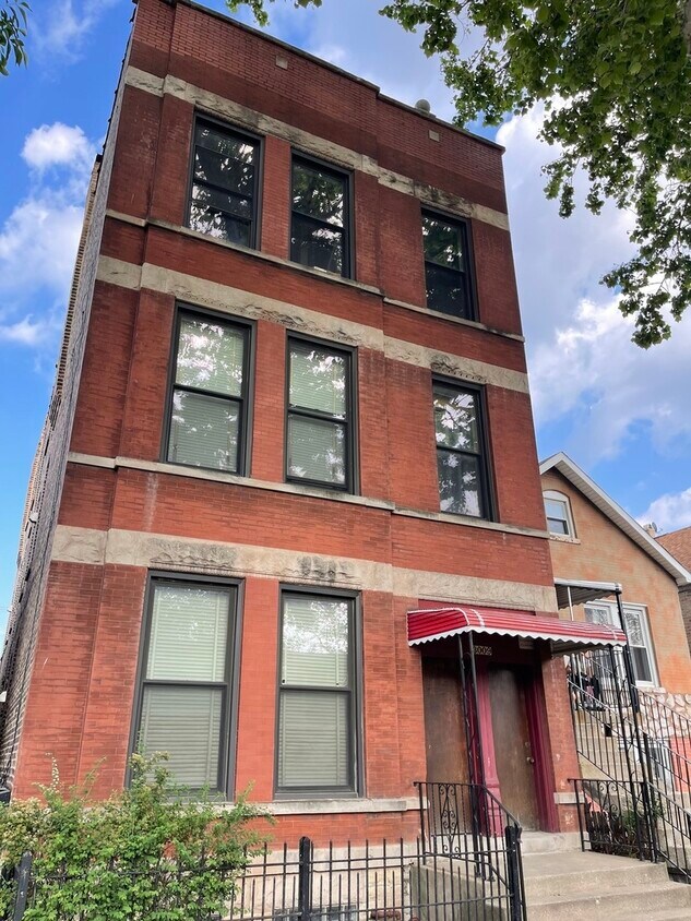 Primary Photo - 3009 S Parnell Ave