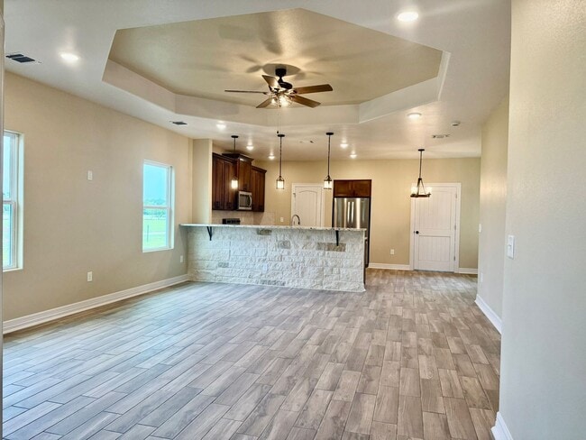 Building Photo - 1075 County Rd 678 E Natalia, TX 78059