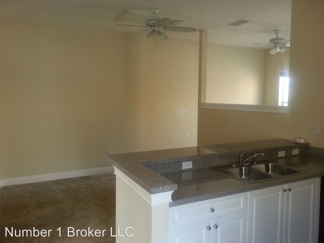 Building Photo - 1376 Lake Baldwin Ln