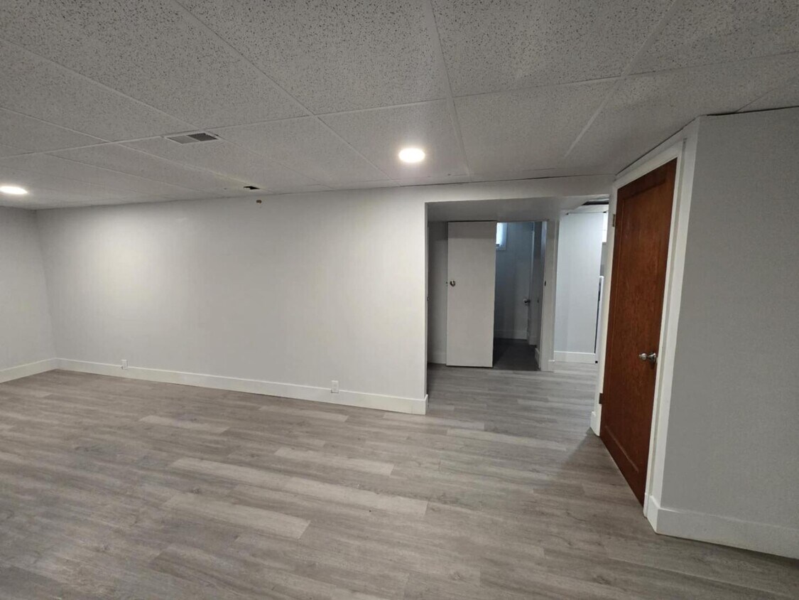 Foto principal - 1836 Clark Ave