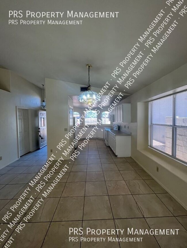 Photo - 4509 E South Fork Dr House