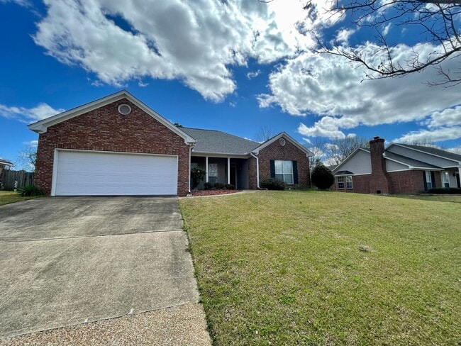 Building Photo - 3 Bed 2 Bath house in Madison