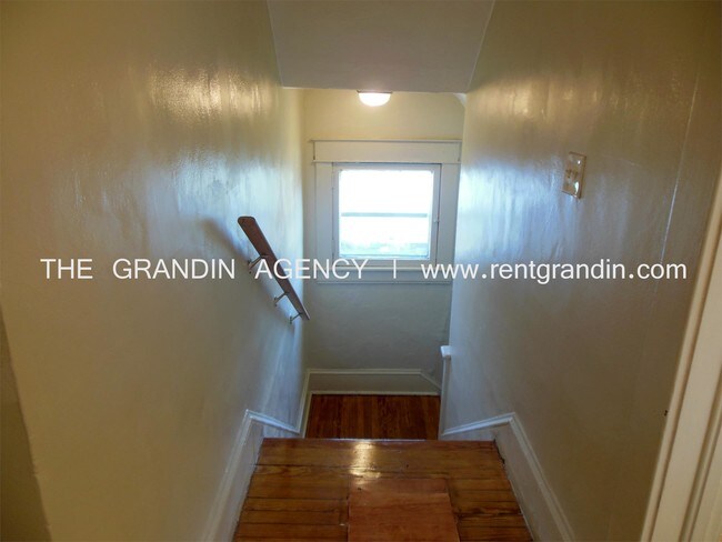 Foto del edificio - 1032 Morehead Ave SE