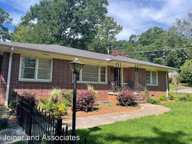 Building Photo - 3 br, 2.5 bath House - 185 Crestview Circle