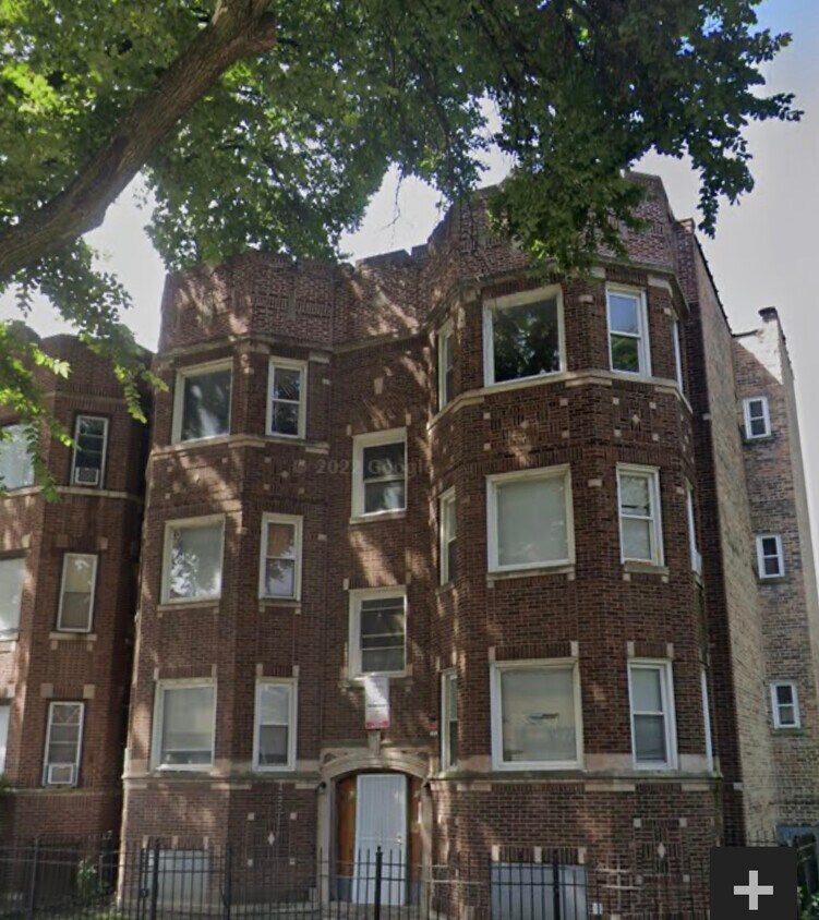 Foto del edificio - 8232 S Ellis Ave
