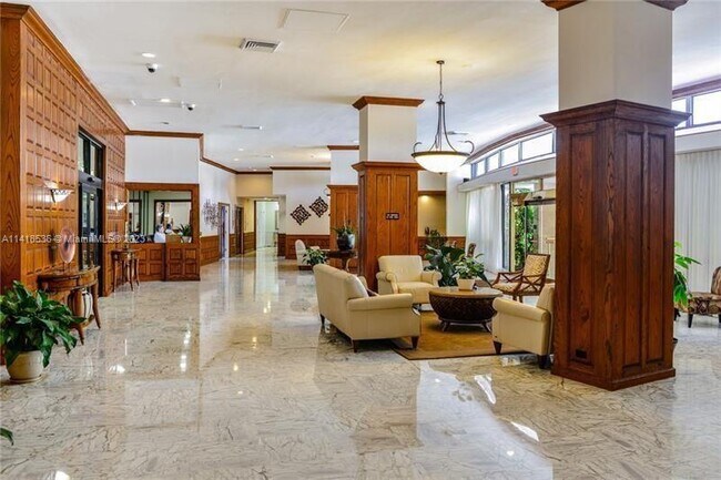 Building Photo - 3505 S Ocean Dr