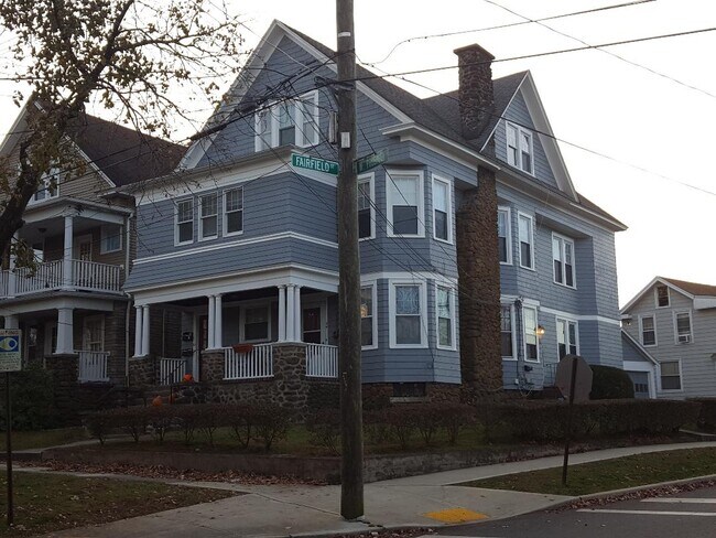 Foto del edificio - 62 W Prospect St