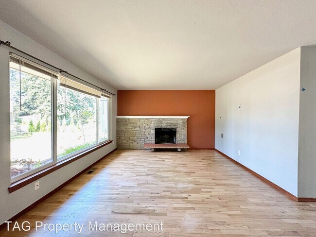 Foto del edificio - 3 br, 1.5 bath House - 3868 142nd Pl SE
