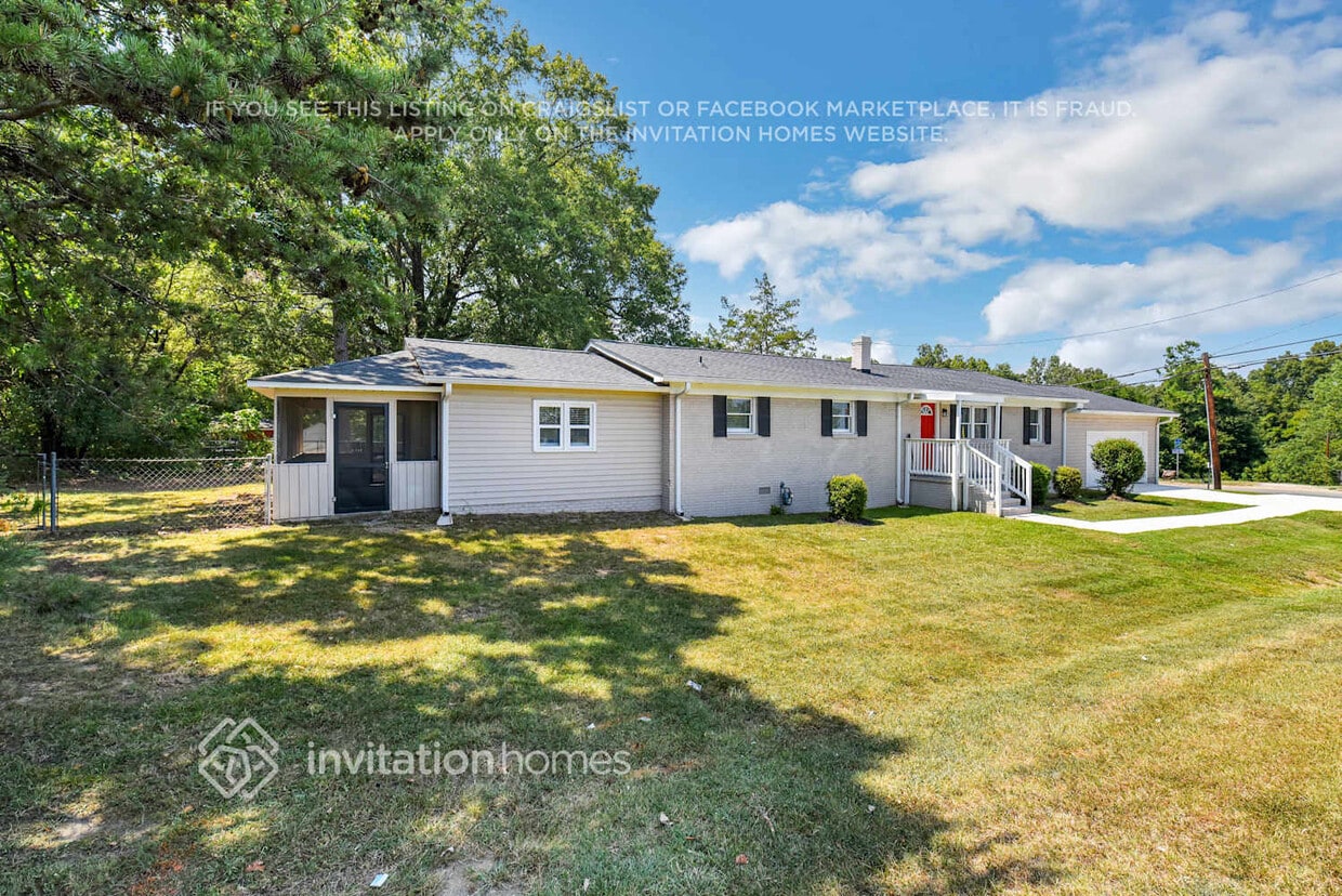 Primary Photo - 2100 Concord Lake Rd
