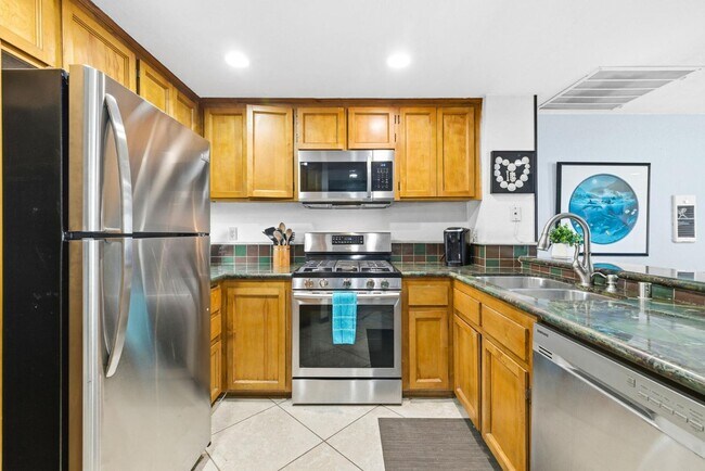 Foto del edificio - 731 Seacoast Dr