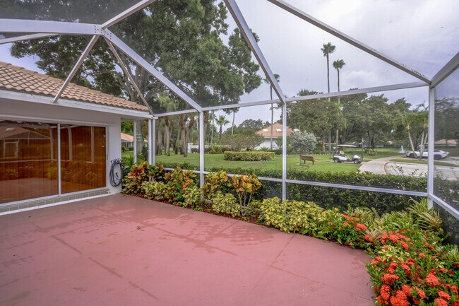 Foto del edificio - 504 Silverleaf Oak Ct