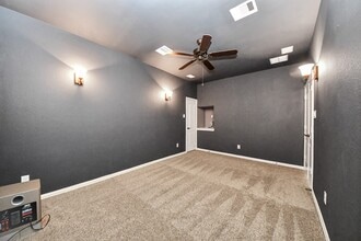 Building Photo - 17307 Pentland Ct