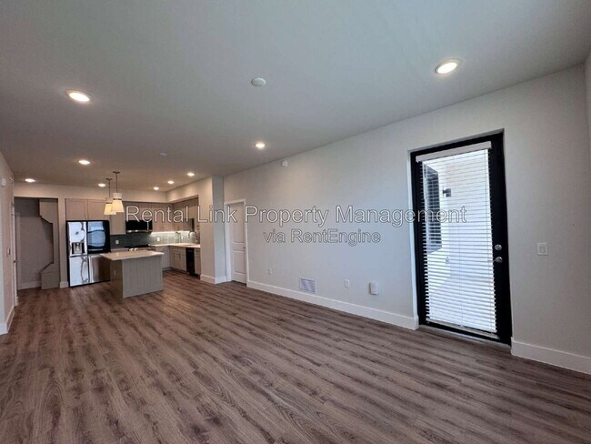 Foto del edificio - 414 Cape Coral Pkwy E