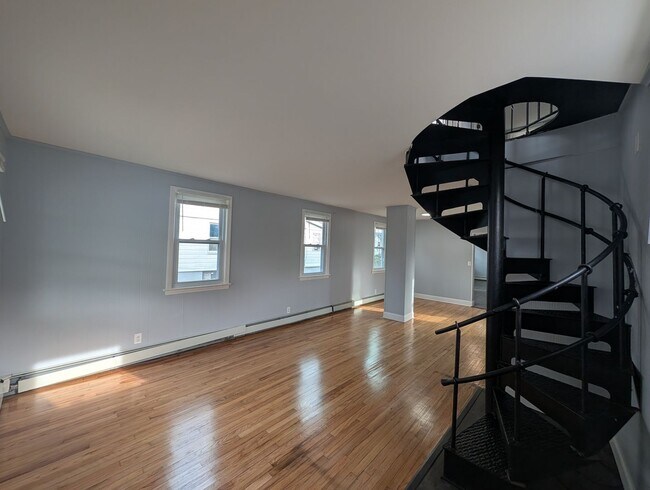 Foto del edificio - 234 Fisher Ave