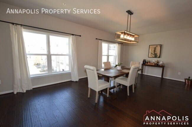 Foto del edificio - 529 Leftwich Ln