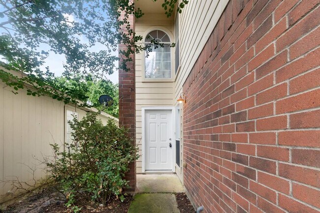 Foto del edificio - 15435 Bammel Fields Ct