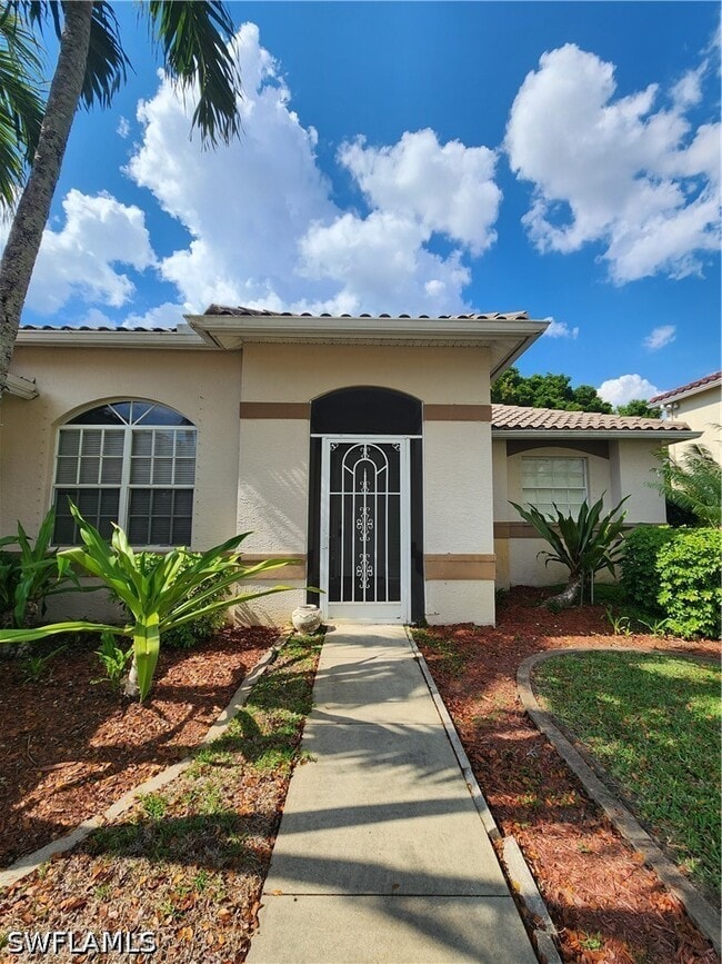 Building Photo - 11082 Lakeland Cir