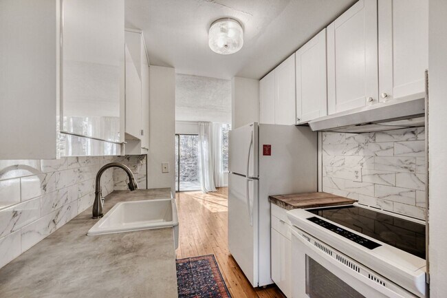 Foto del edificio - 350 Arapahoe Ave