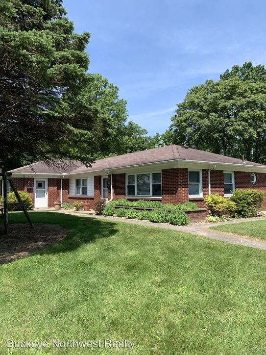 Primary Photo - 2548-2554 Schroeder St