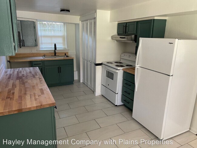 Foto del edificio - 2 br, 1 bath House - Torbert Blvd- 808 B
