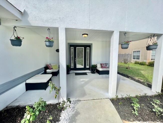 Building Photo - 40 Red Maple Ct