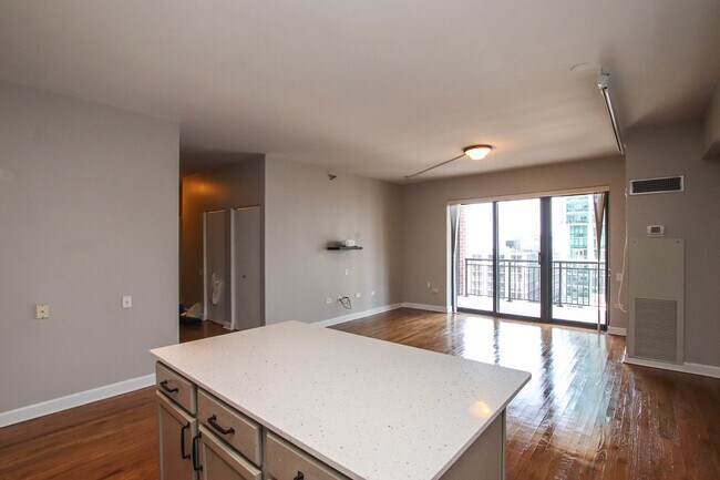 Foto del edificio - 41 E 8th St