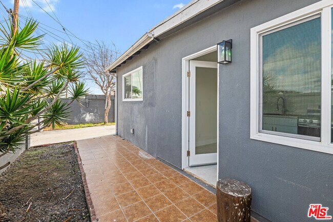 Foto del edificio - 14808 S Condon Ave