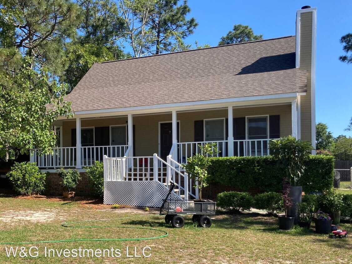 Primary Photo - 4 br, 2 bath House - 216 Hermitage Rd
